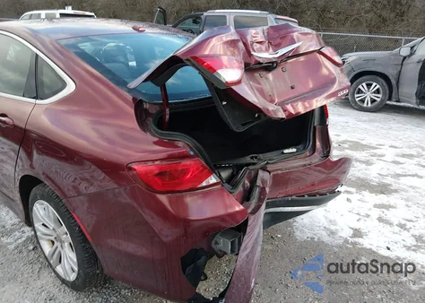 2015 Chrysler 200 Limited z USA, uszkodzony, nr VIN 1C3CCCAB4FN526668